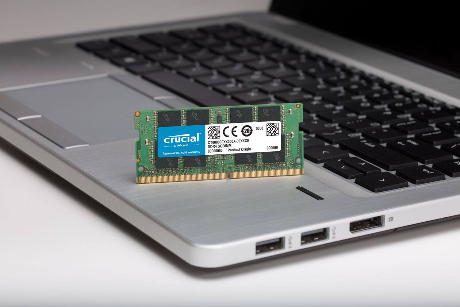 זיכרון למחשב נייד Crucial | CT8G4SFS8266 | 8GB DDR4-2666 SODIMM