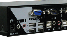 קופסת מיתוג 4 יציאות REXTRON KAAG-114 VGA KVM Switch + USB 2.0 + Audio Hotkey Control (1)