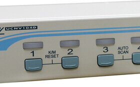 קופסת מיתוג 4 יציאות מתג VGA KVM עם OSD, PS 2, USB, בקרת מקשים REXTRON UCNV-104D (1)