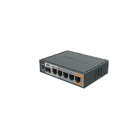 נתב חכם ומקצועי 5 כניסות Gigabit Etherne + SFP מעבד כפול 880MHz צבע שחור Mikrotik hEX S (1)
