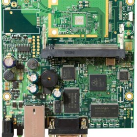 ראוטרבורד 300MHz CPU 32MB RAM Ethernet miniPCI power jack serial port RouterOS L3 מעוצב Mikrotik RB411