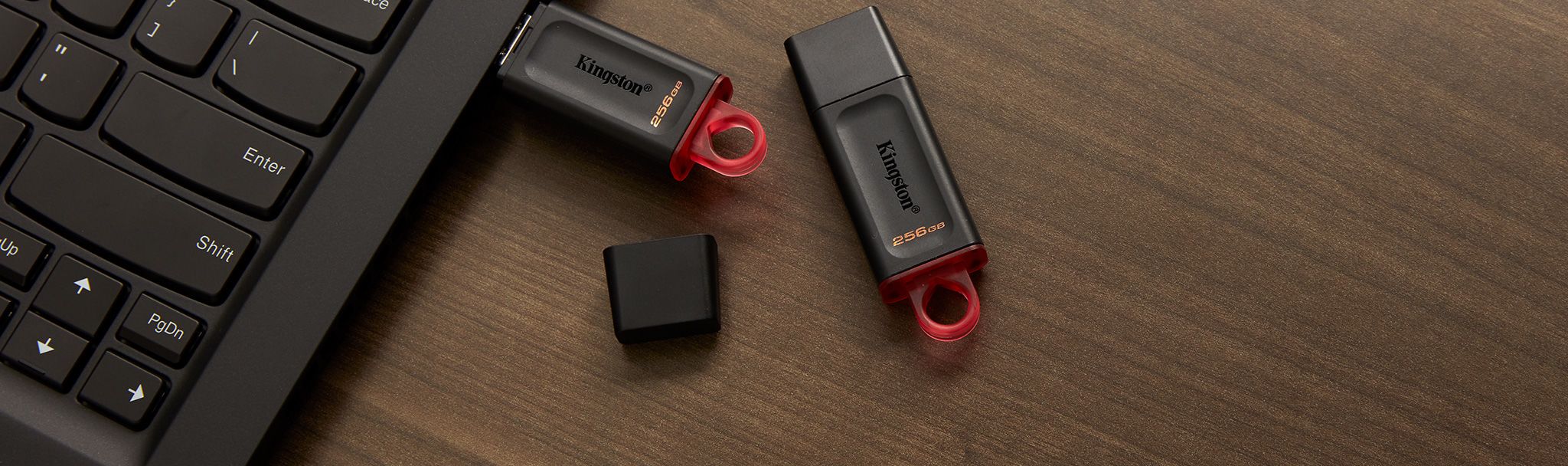 זיכרון נייד USB לשמירת נתונים זיכרונות ניידים 32GB קינגסטון Kingston DTX32GB USB3.2 Flash Drive