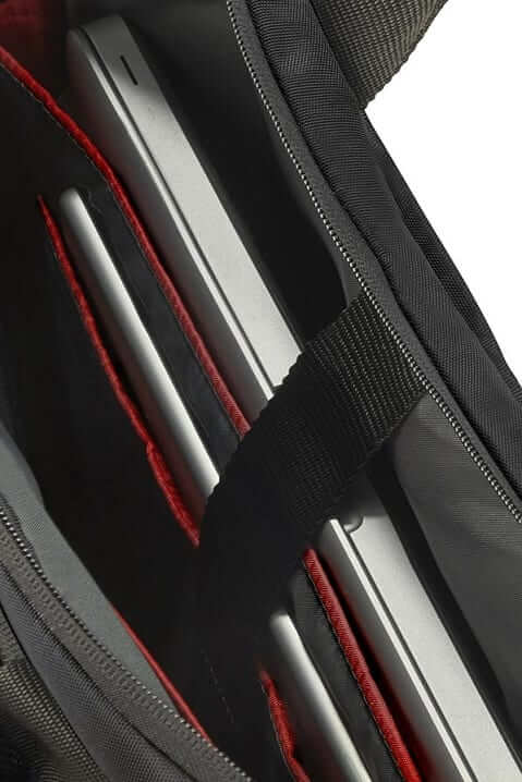 תיק ידכתף למחשב סמסונייט בצבע שחור– Samsonite BLACKGUA13.3 GuardIT 2.0 13.3 Backpack Laptop Bag (2)