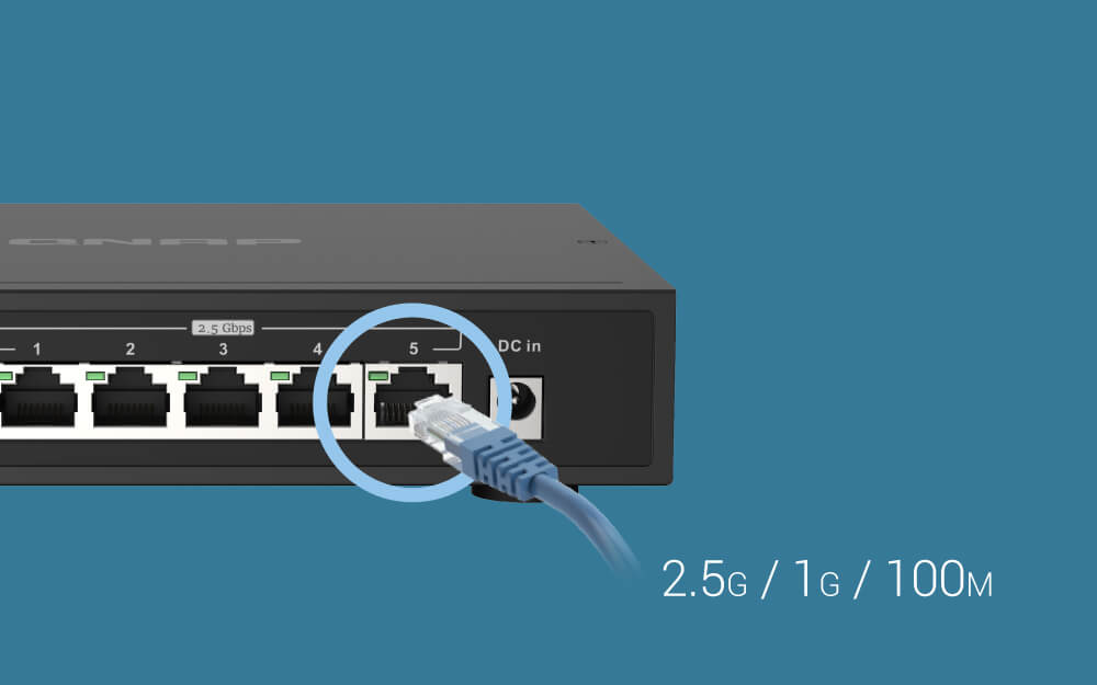 מתג שולחני 5 פורטים קיונאפ Qnap QSW-1105-5T 2.5Gbps Desktop Switch