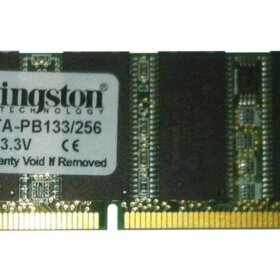 זיכרון כולל 256GB PC133 133MHz non-ECC Unbuffered CL3 בצבע ירוק HyperX KTA-PB133256