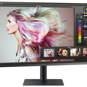 מסך מחשב 31.5 עסקי שטוח ברזולוציה של 4K UHD ופנל VA שחור SAMSUNG F32TU870VR Odyssey