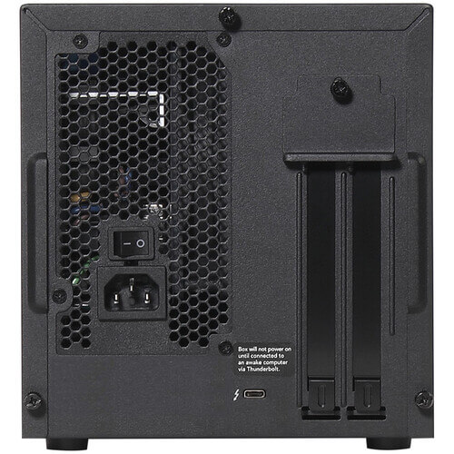 פתרון להרחבת כרטיס eGFX Breakaway Box 750 בצבע שחור SONNET 732311013010