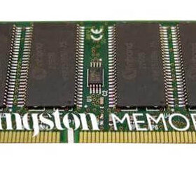 זיכרון כולל 128MB PC100 100MHz non-ECC Unbuffered CL2 בצבע ירוק HyperX KTD-INSP8000128