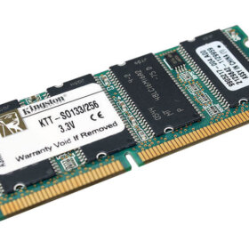 זיכרון כולל 256MB PC133 133MHz non-ECC בצבע ירוק HyperX KTT-S0133256