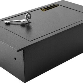 כספת הכוללת מפתח לוק יחיד בצבע שחור METLGUARD DC-150805 6KG