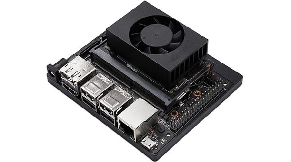 ערכת מפתחים של Jetson Xavier NX מופעל על ידי בינה מלאכותית NVIDIA 945-83518-0007-000