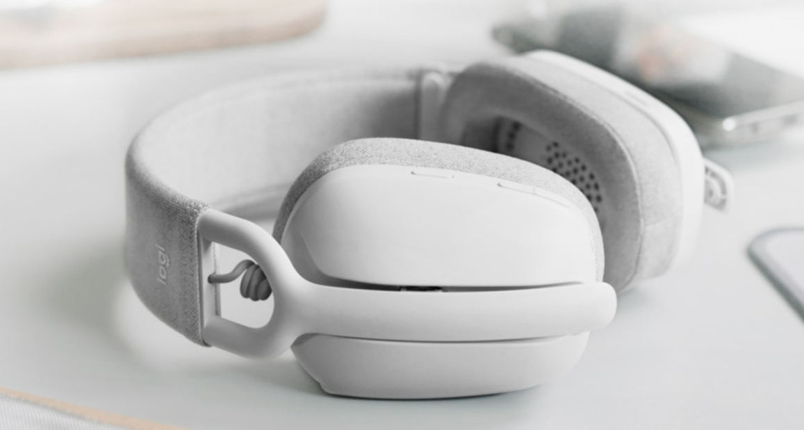 אוזניות מקצועיות כולל מיקרופון חיבור USB-C אלחוטי כולל כבל באורך 1 מטר Logitech | Zone Vibe 100