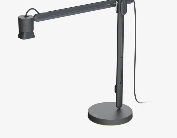 מצלמת רשת גמישה ומקצועית 4K Ultra HD חיבור USB-C חוטי כולל כבל באורך 91.5 ס"מ Logitech | Logitech Reach