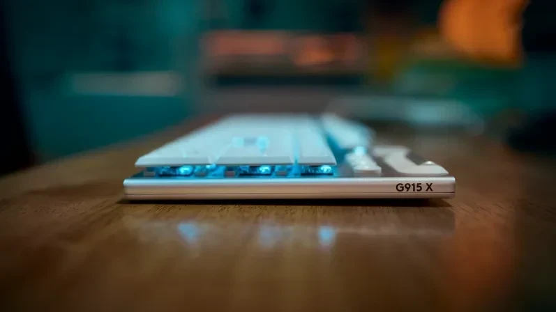 מקלדת גיימינג מקצועית חיבור USB חוטי Logitech | G515 TKL