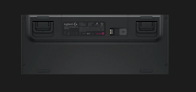 מקלדת גיימינג מקצועית חיבור USB חוטי Logitech | G515 TKL