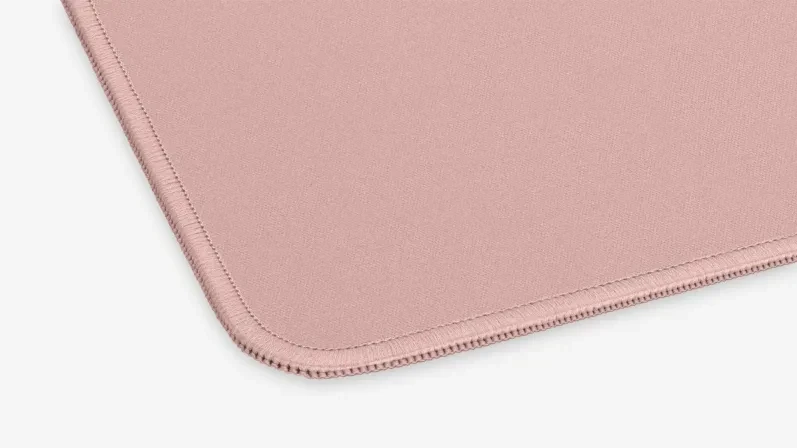 פד לעכבר לגלישה נוחה במגוון צבעים לבחירה Logitech | MOUSE PAD - Studio Series