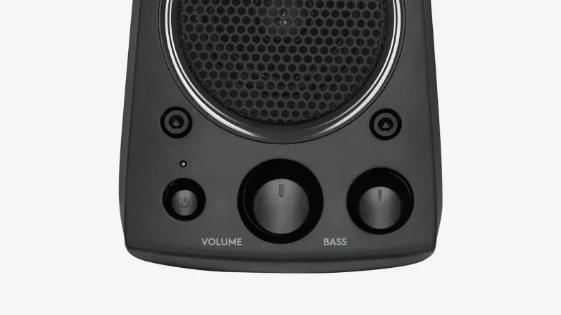 רמקולים למחשב עם חיבור AUX אורך הכבל כ- 120 ס"מ Logitech | Z625 Speaker System with Subwoofer and Optical Input