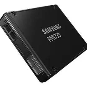 זיכרון SSD פנימי PM1733 3.84TB 2.5 SSD PCIe 4.0 x4 DWPD 1 בצבע שחור Samsung MZWLJ3T8HBLS-00007