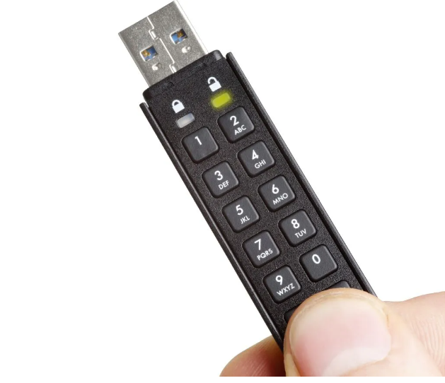 זיכרון נייד מוצפן חיבור USB3.0 תואם לרוב מערכות ההפעלה iStorage datAshur Personal2