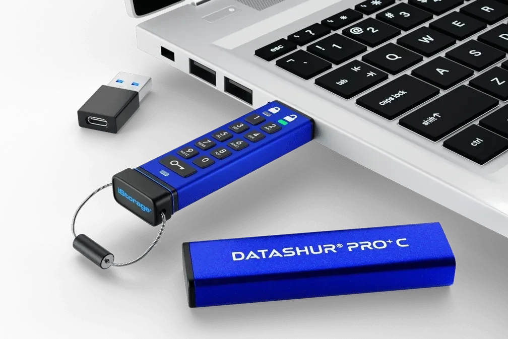כרטיס לזיכרון נייד מוצפן מעוצב iStorage | 5060220253155 | IS-FL-DBT-256-64 | datAshur BT USB3 256-bit 64GB