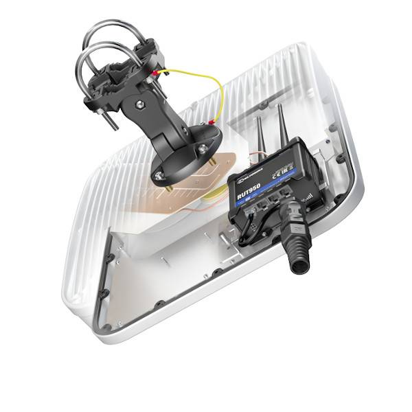 QuMax XR LTE High Band for RUT240/950/955/X09/X11 – תמונה 2